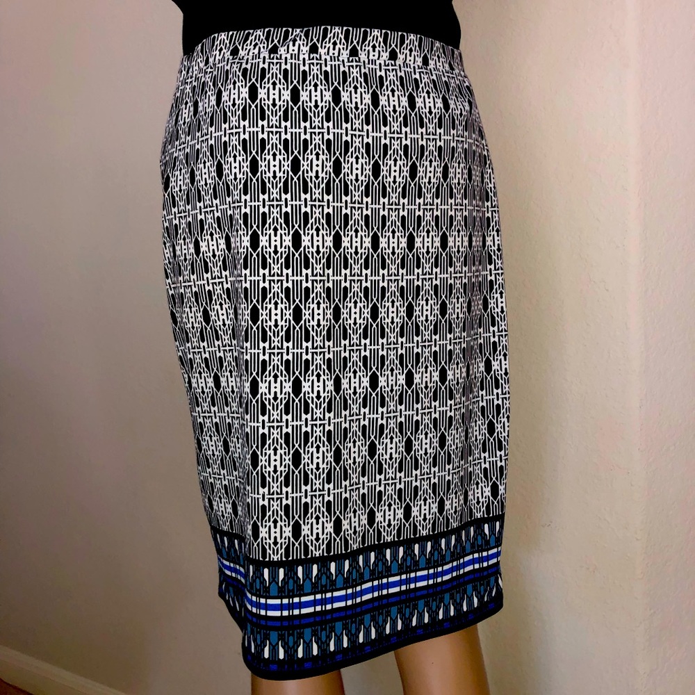 Skirt —comfy stretch for work and travel